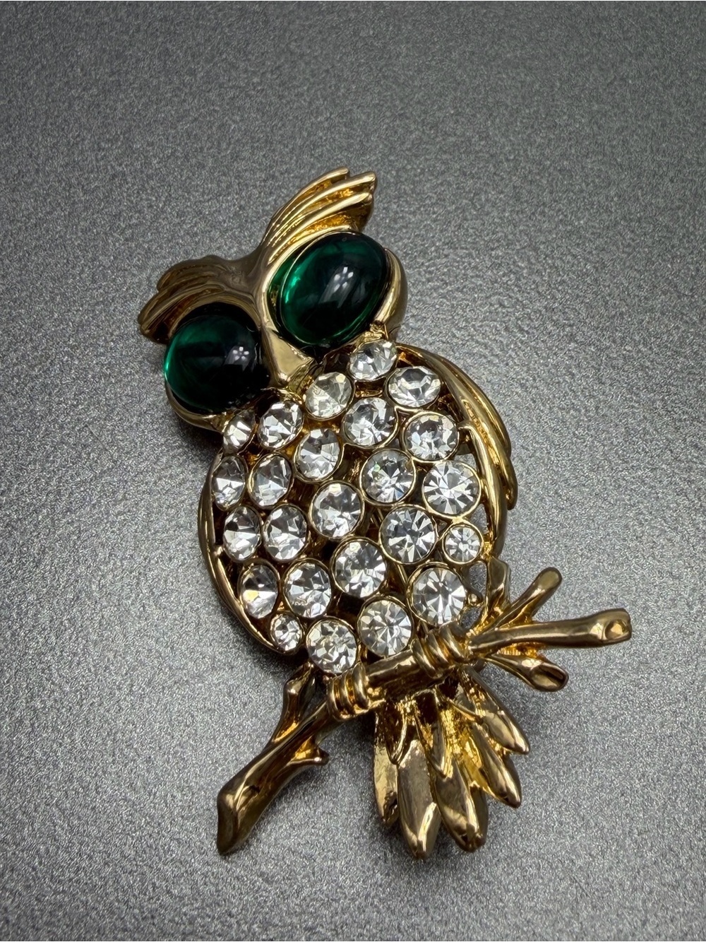 Vintage Coro Owl Brooch with Emerald Green Eyes #cz37